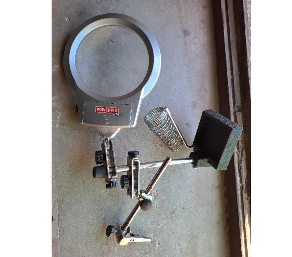 Décoration - art Seine-et-Marne Montceaux les Provins - 77151 - Photos Vivastreet loupe de bureau