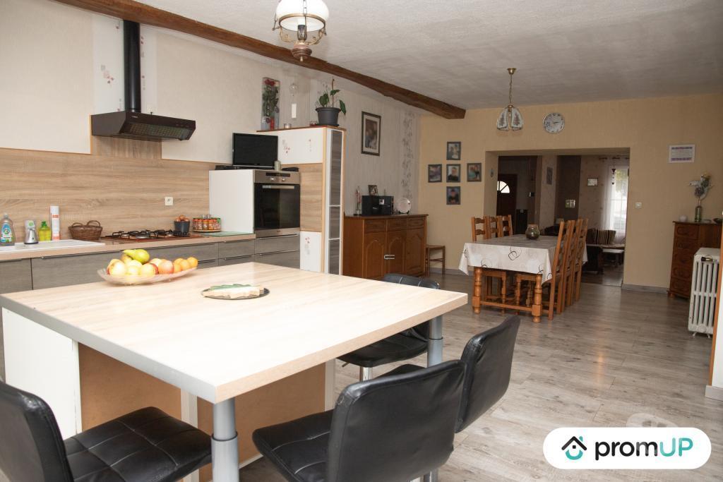 Vente Maison Deux-Sèvres Usseau - 79210 - Photos Vivastreet (V4873) Maison de 190m², 4 chambres, 800 m2 de terrain