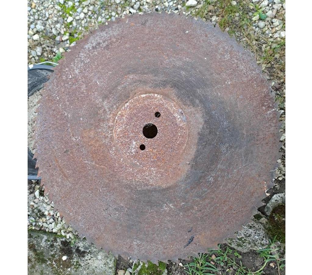  Seine-et-Marne Montceaux les Provins - 77151 - Photos Vivastreet lame de banc de scie