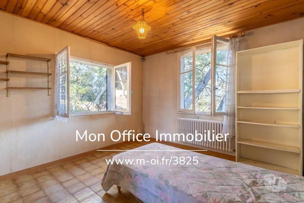 Vente Maison Bouches-du-Rhône Le Tholonet - 13100 - Photos Vivastreet (4765-ETH) Référence : 4765-ETH - Maison - T7 - 147m2 - À...