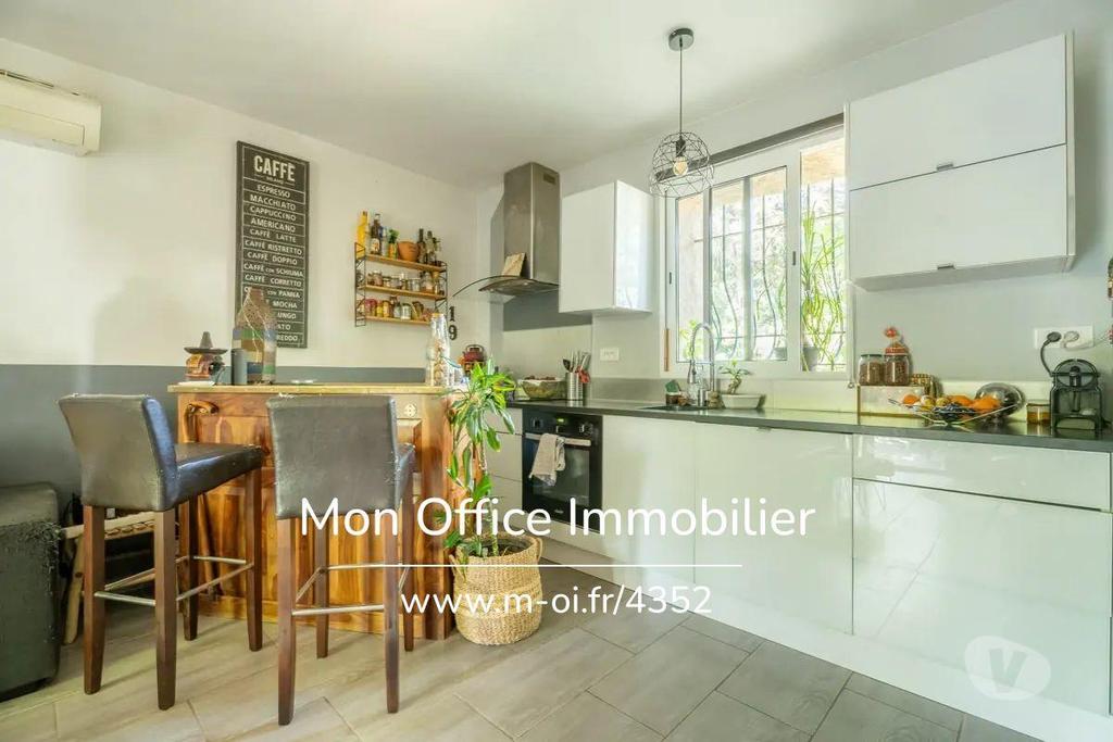 Vente Maison Bouches-du-Rhône Marseille - Photos Vivastreet (4352-NZW) Référence : 4352-NZW - Maison 3 pièces - cadre...