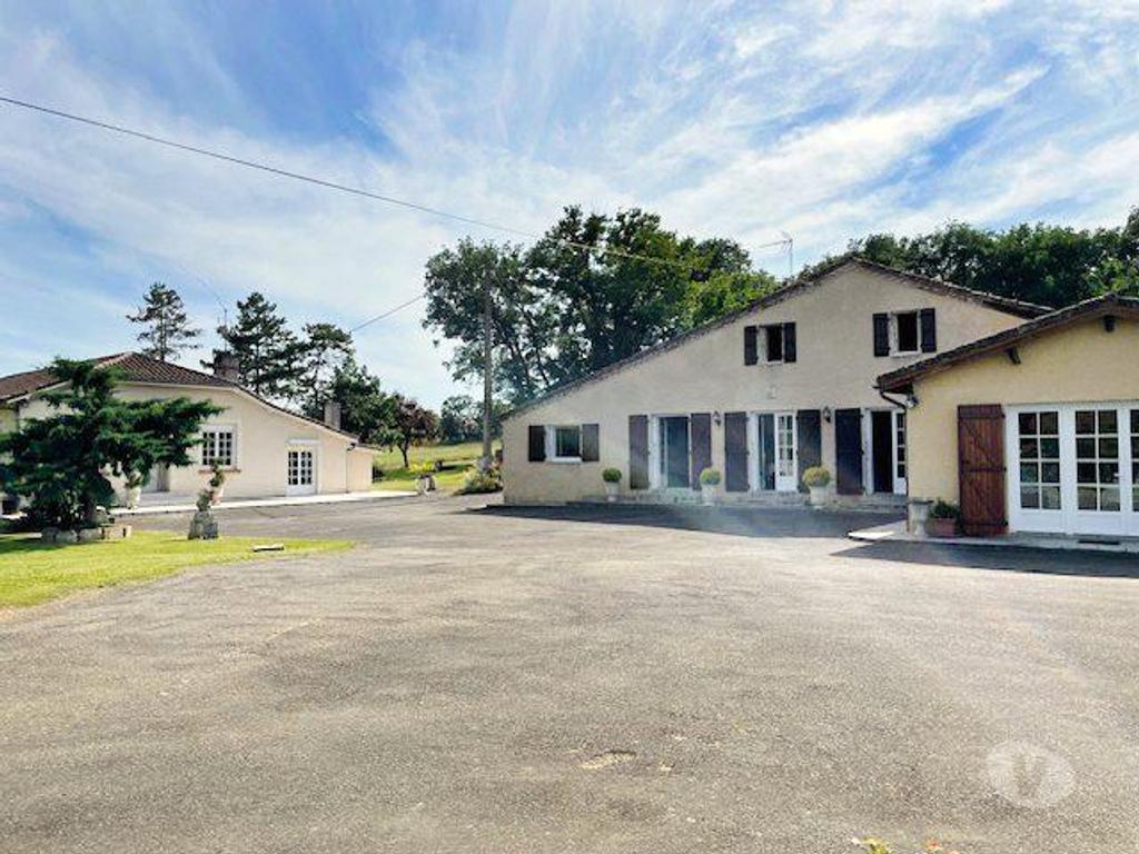 Vente Maison Gers Vic Fezensac - Photos Vivastreet Ensemble de 2 maisons avec dépendances Vue sur les Pyrénées