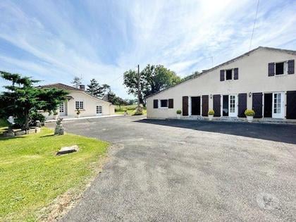 Vendre maison Lupiac Gers - Photos Vivastreet Propriété 19 hectares Deux Habitations et Vue sur les Pyréné