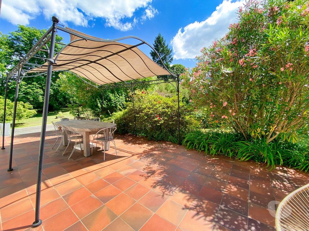 Vente Maison Gers Nogaro - 32110 - Photos Vivastreet Propriété avec piscine et parc arboré