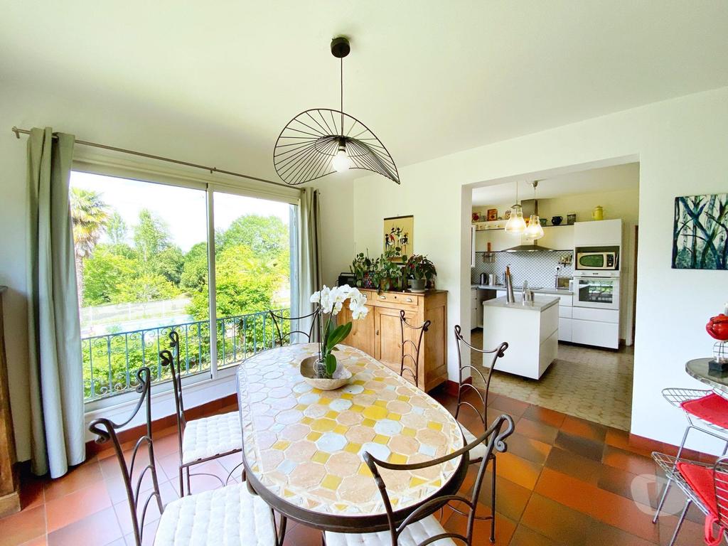 Vente Maison Gers Nogaro - 32110 - Photos Vivastreet Propriété avec piscine et parc arboré