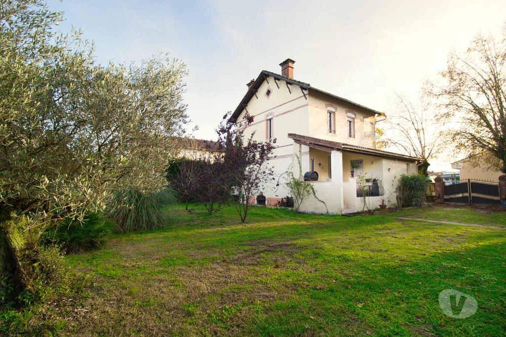 Vente Maison Gers Riscle - 32400 - Photos Vivastreet Propriété avec maison et gîte indépendant
