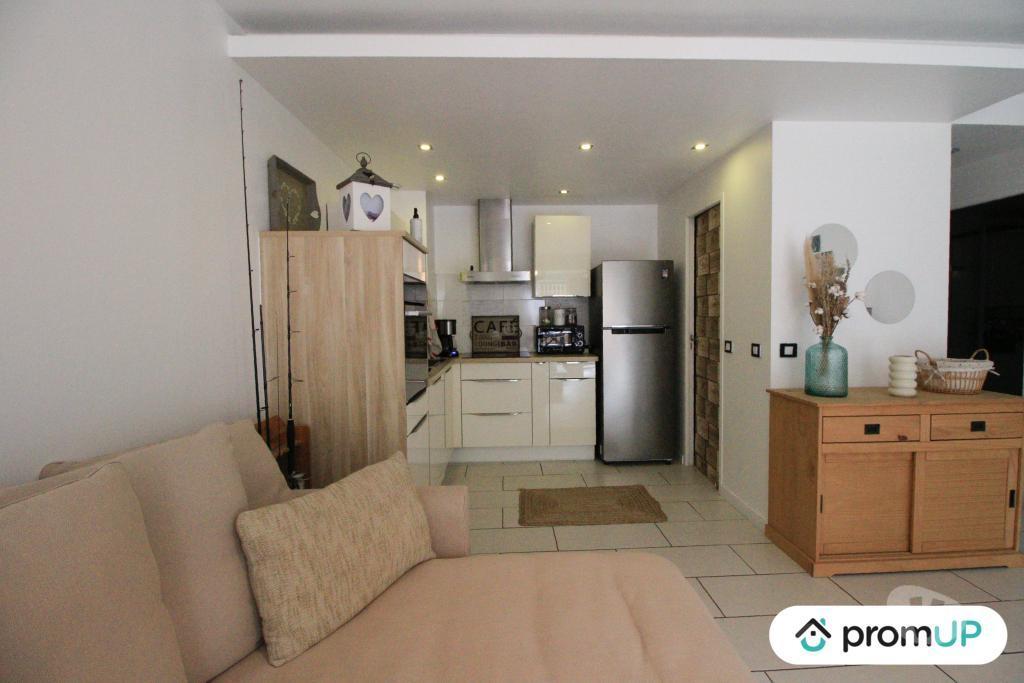 Appartements à vendre Var Bandol - 83150 - Photos Vivastreet (V5968) Appartement de 53m2 situé à Bandol