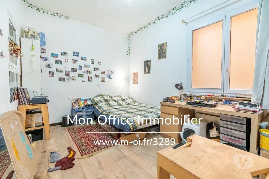 Appartements à vendre Bouches-du-Rhône Aix en Provence - Photos Vivastreet (4820-ETH) Référence : 4820-ETH - Appartement 4 pièces à...