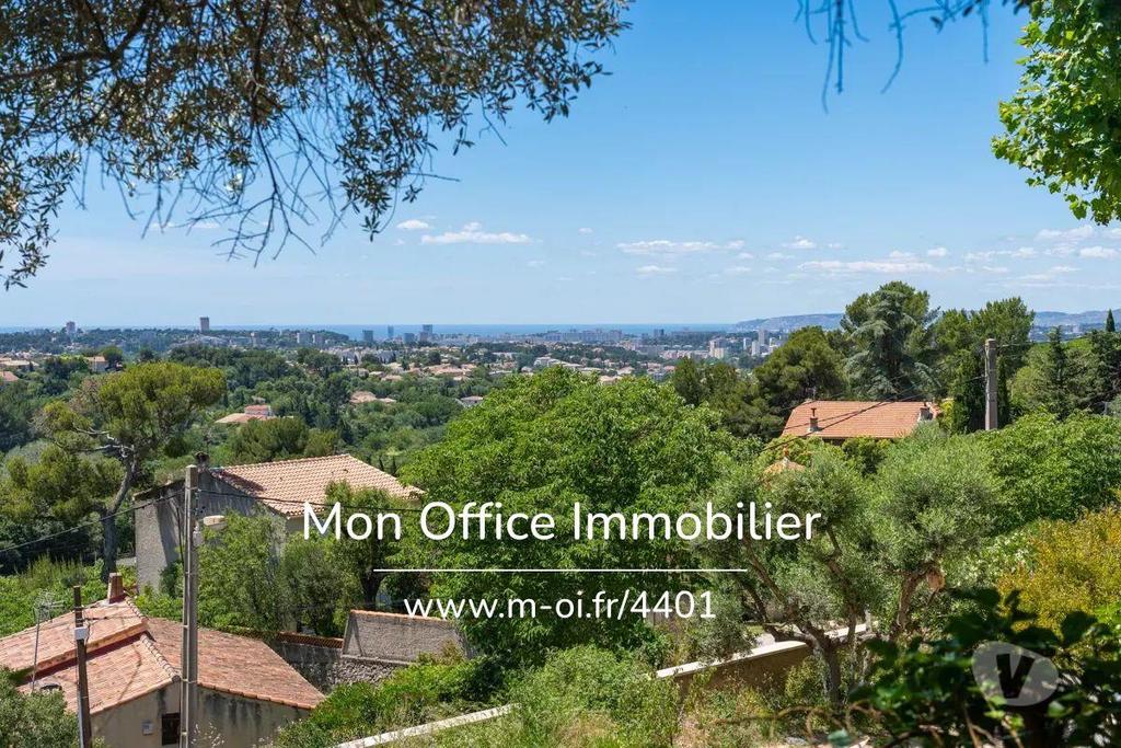 Vente Maison Bouches-du-Rhône Allauch - 13190 - Photos Vivastreet (4401-LLE) Référence : 4401-LLE - maison 12 pièces jardin ...