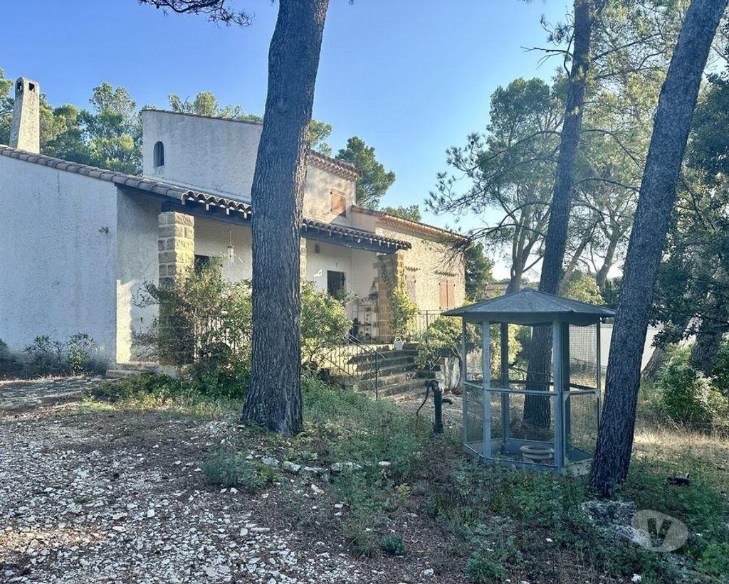 Vente Maison Gard Villeneuve les Avignon - 30400 - Photos Vivastreet Villeneuves les Avignon, Villa 140m2, terrain de 1800 m2