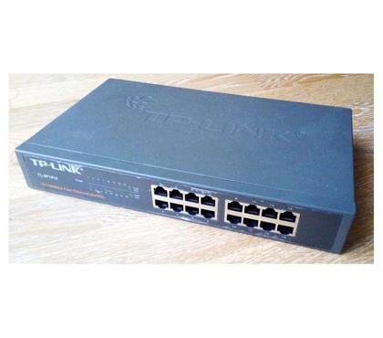 Informatique Angers Angers - Photos Vivastreet Switch TP-LINK 16 ports Fast Ethernet 10100Switch