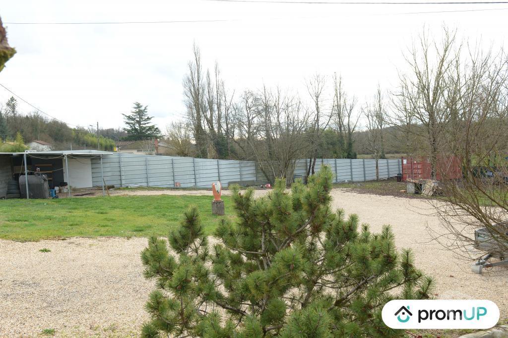 Vente Maison Charente St Avit - 16210 - Photos Vivastreet (V5105) Grande maison familiale de 224 m² avec piscine
