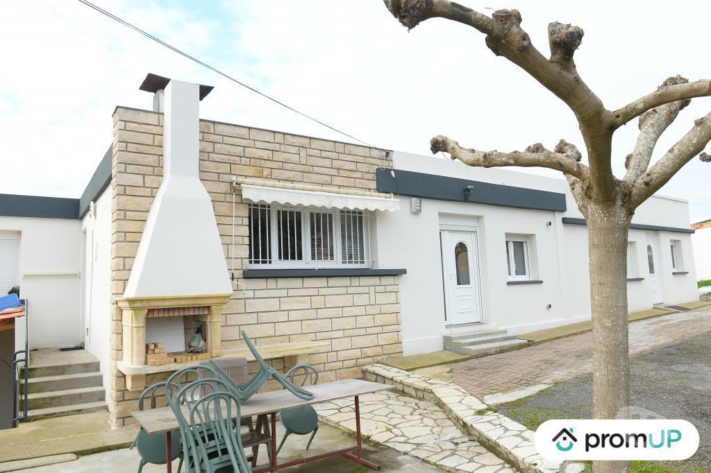 Vente Maison Charente St Avit - 16210 - Photos Vivastreet (V5105) Grande maison familiale de 224 m² avec piscine