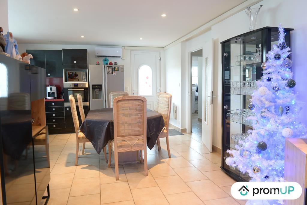 Vente Maison Charente St Avit - 16210 - Photos Vivastreet (V5105) Grande maison familiale de 224 m² avec piscine