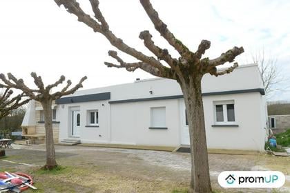 Vendre maison St Avit Charente - Photos Vivastreet (V5105) Grande maison familiale de 224 m² avec piscine