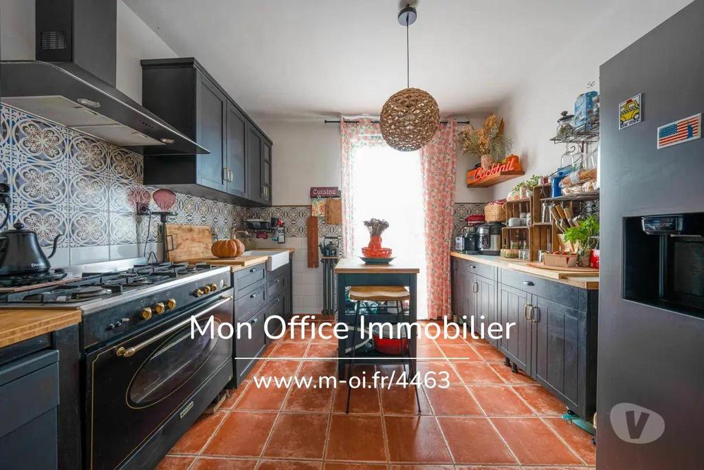 Vente Maison Bouches-du-Rhône La Roque d'Antheron - 13640 - Photos Vivastreet (4463-RMO) Référence : 4463-RMO - Maison 4 pièce(s) à La...