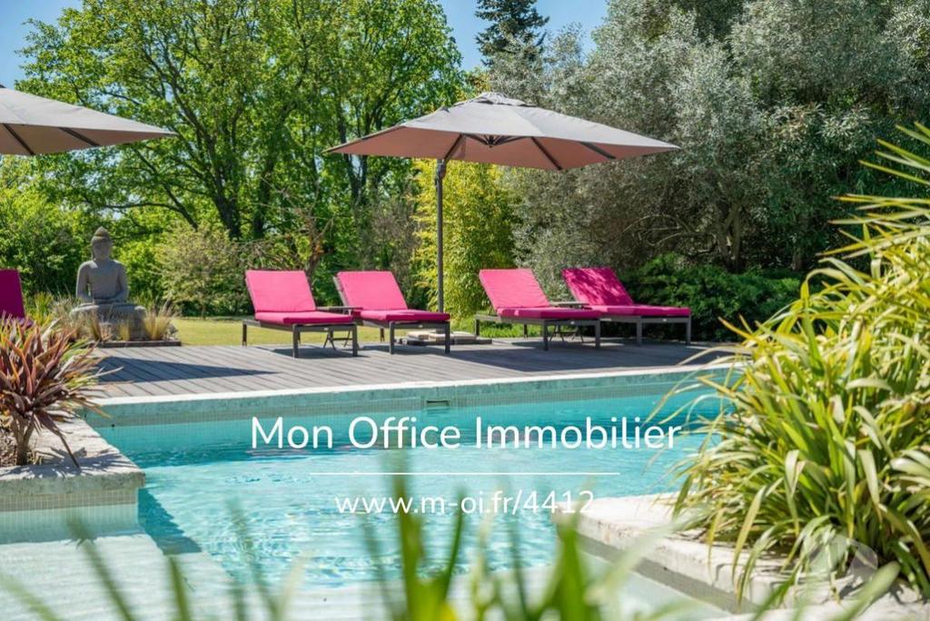 Vente Maison Bouches-du-Rhône Aix en Provence - Photos Vivastreet (4412-AUS) Référence : 4412-AUS - Villa de plain pied 320m² -...