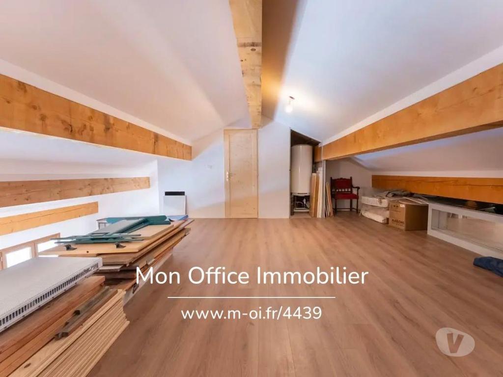 Appartements à vendre Hautes-Alpes Le Monetier les Bains - 05220 - Photos Vivastreet (4439-BAU.) Référence : 4439-BAU. - Appartement 4 pièces -...