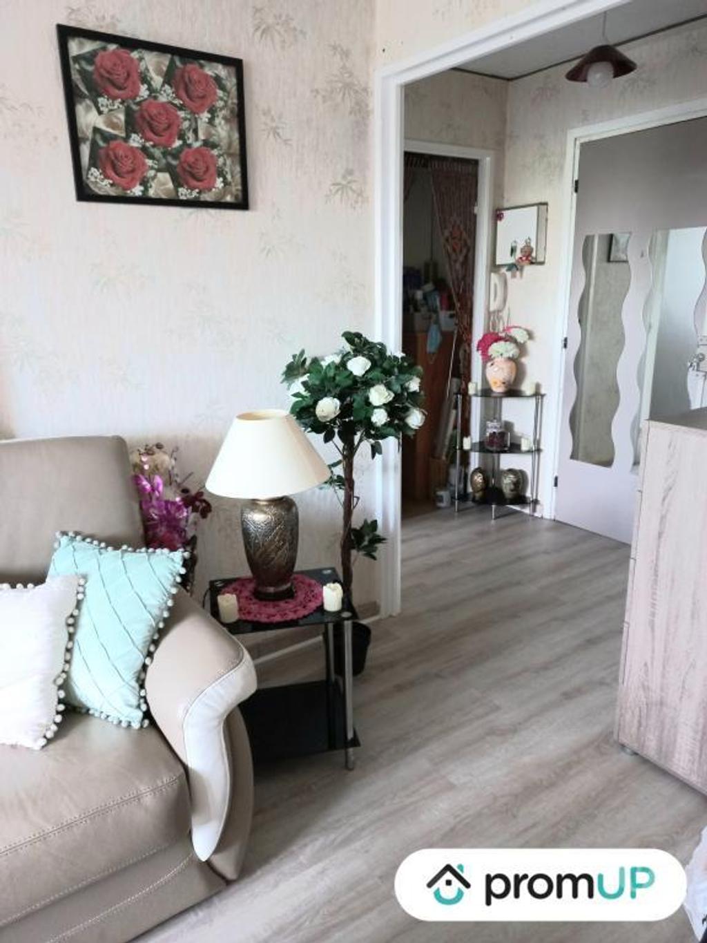 Appartements à vendre Seine-Saint-Denis Sevran - 93270 - Photos Vivastreet (V6856) Appartement T4 à Sevran