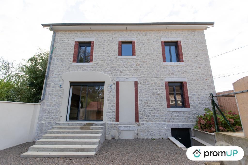 Vente Maison Jura Dole - Photos Vivastreet (V6898) Maison individuelle de 185 m2 à DOLE