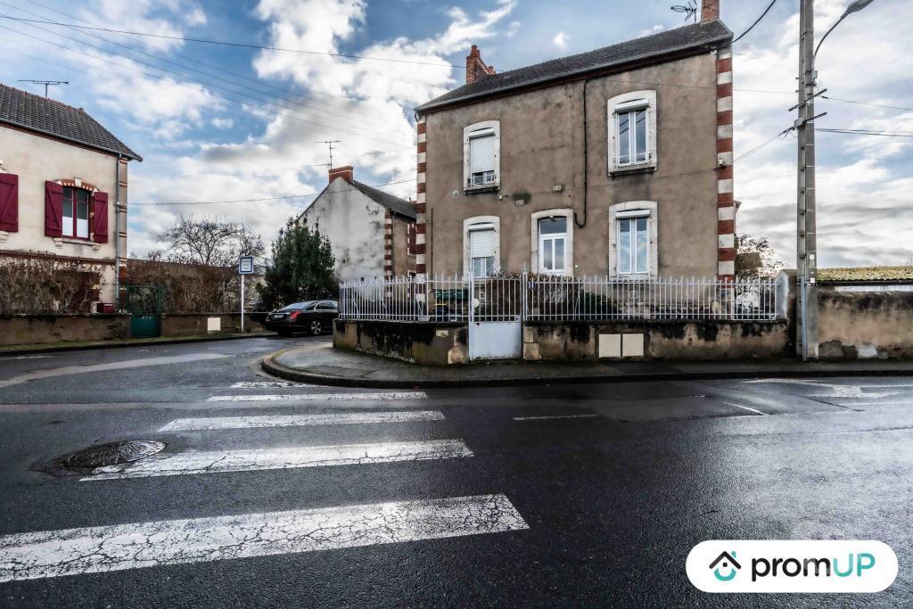 Vente Immeuble Allier Montlucon - 03100 - Photos Vivastreet (V5040) Montluçon : Immeuble de 148m²