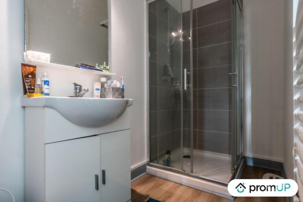 Vente Immeuble Allier Montlucon - 03100 - Photos Vivastreet (V5040) Montluçon : Immeuble de 148m²