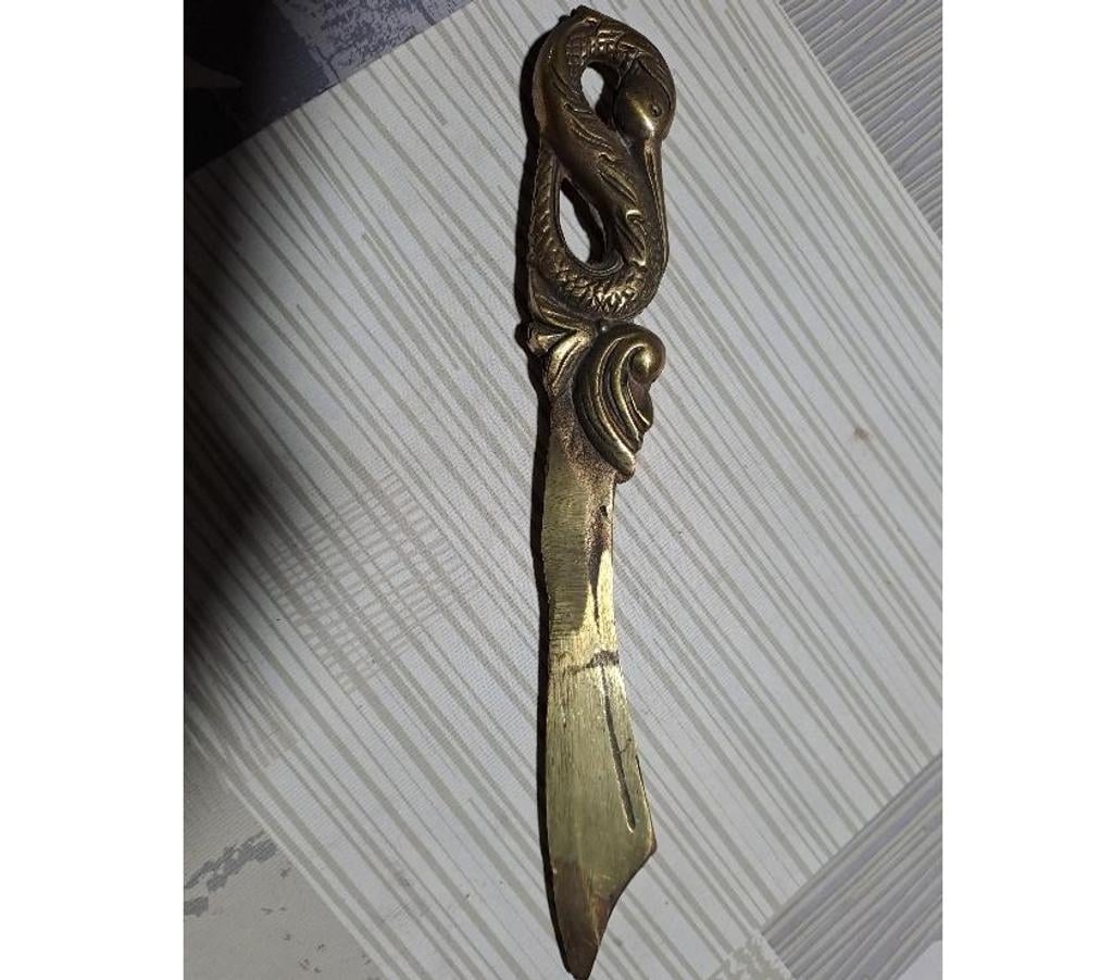 Collection Seine-et-Marne Montceaux les Provins - 77151 - Photos Vivastreet ancien couteau bronze