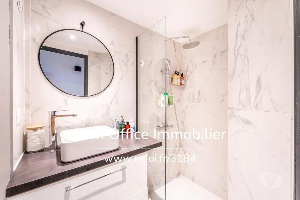 Appartements à vendre Bouches-du-Rhône Aix en Provence - Photos Vivastreet (4206-EBE.) Référence : 4206-EBE. - Appartement 2 pièces à...
