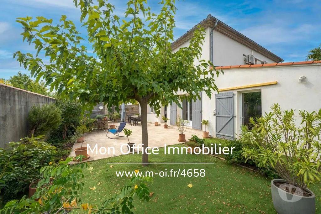 Appartements à vendre Bouches-du-Rhône Aubagne - 13400 - Photos Vivastreet (4658-NZW.) Référence : 4658-NZW. - Appartement 5 pièce(s) à...