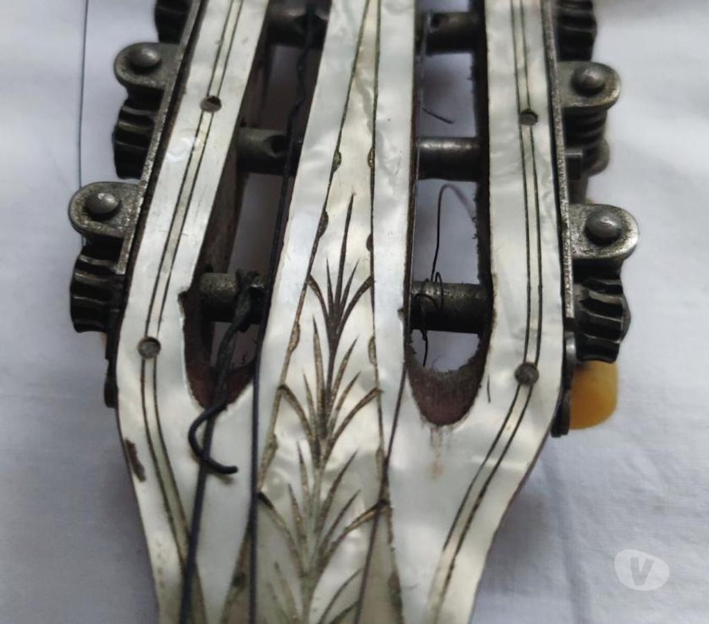 Instruments de musique Val-d'Oise Bernes sur Oise - 95340 - Photos Vivastreet RARE : Banjo Mandoline Décoré Des Années1930-50