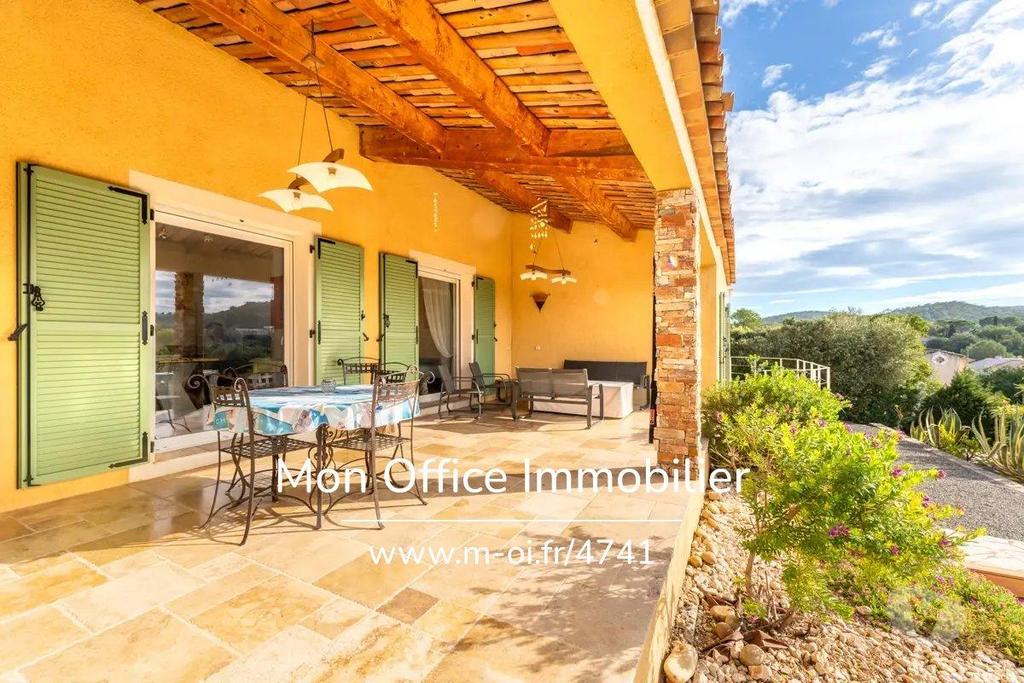 Vente Maison Var St Raphael - 83700 - Photos Vivastreet (4741-SIC) Référence : 4741-SIC - Maison vue dégagée St Raphaël