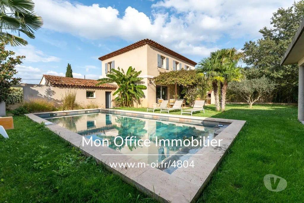 Vente Maison Bouches-du-Rhône Vernegues - 13116 - Photos Vivastreet (4804-SKA) Référence : 4804-SKA - JOLIE BASTIDE
