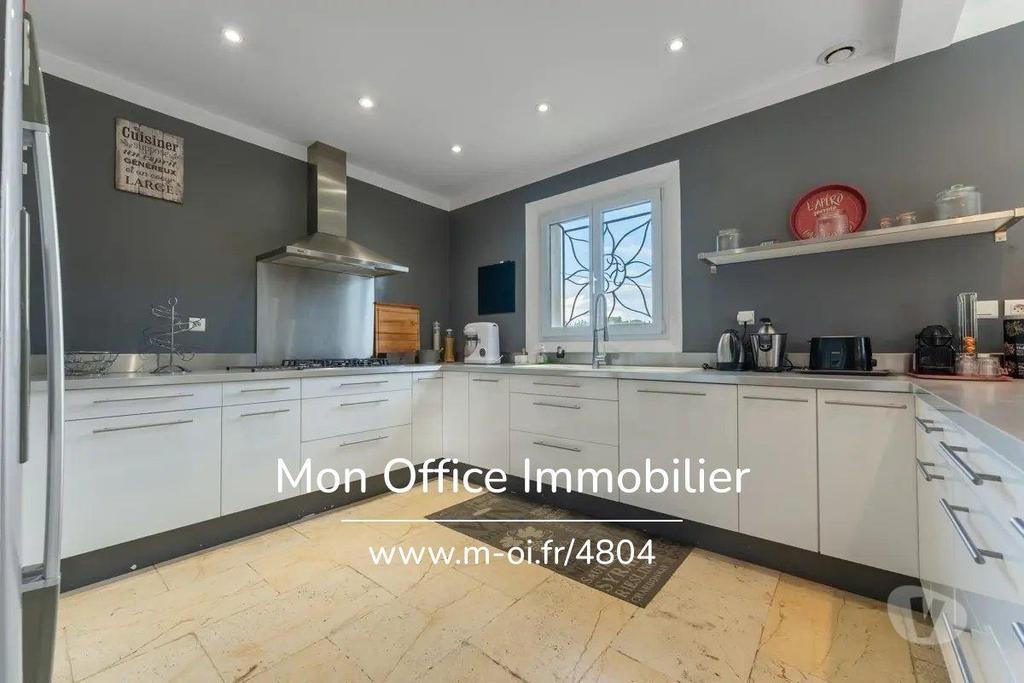 Vente Maison Bouches-du-Rhône Vernegues - 13116 - Photos Vivastreet (4804-SKA) Référence : 4804-SKA - JOLIE BASTIDE