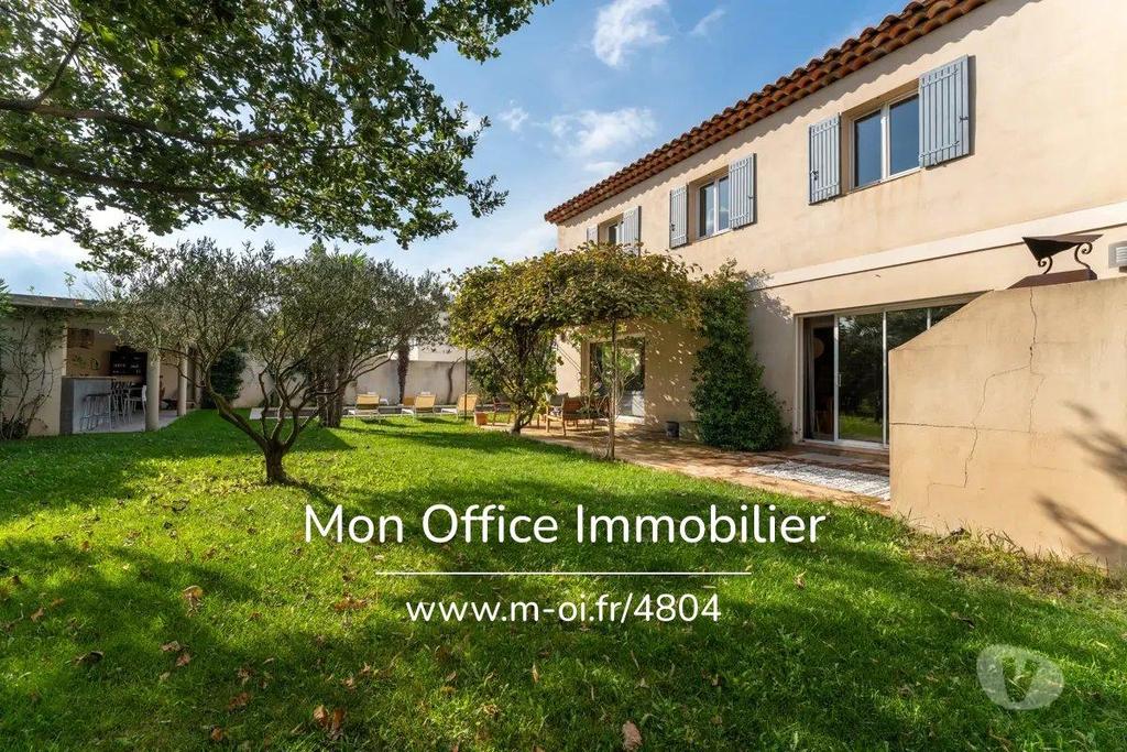 Vente Maison Bouches-du-Rhône Vernegues - 13116 - Photos Vivastreet (4804-SKA) Référence : 4804-SKA - JOLIE BASTIDE