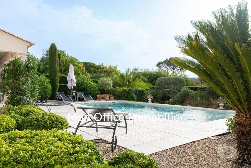 Vente Maison Var St Raphael - 83700 - Photos Vivastreet (4771-SIC) Référence : 4771-SIC - Sous compromis!! Un bijou à...