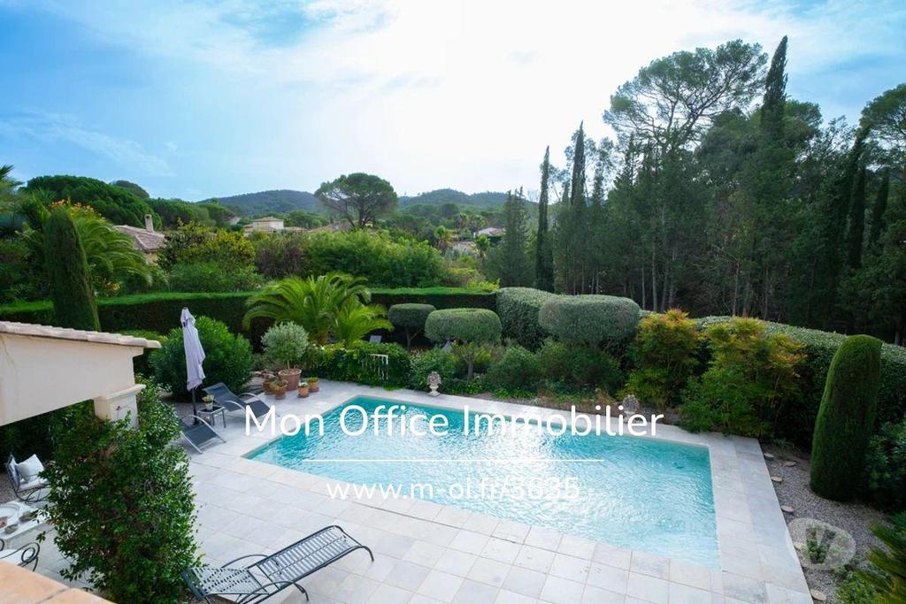 Vente Maison Var St Raphael - 83700 - Photos Vivastreet (4771-SIC) Référence : 4771-SIC - Sous compromis!! Un bijou à...