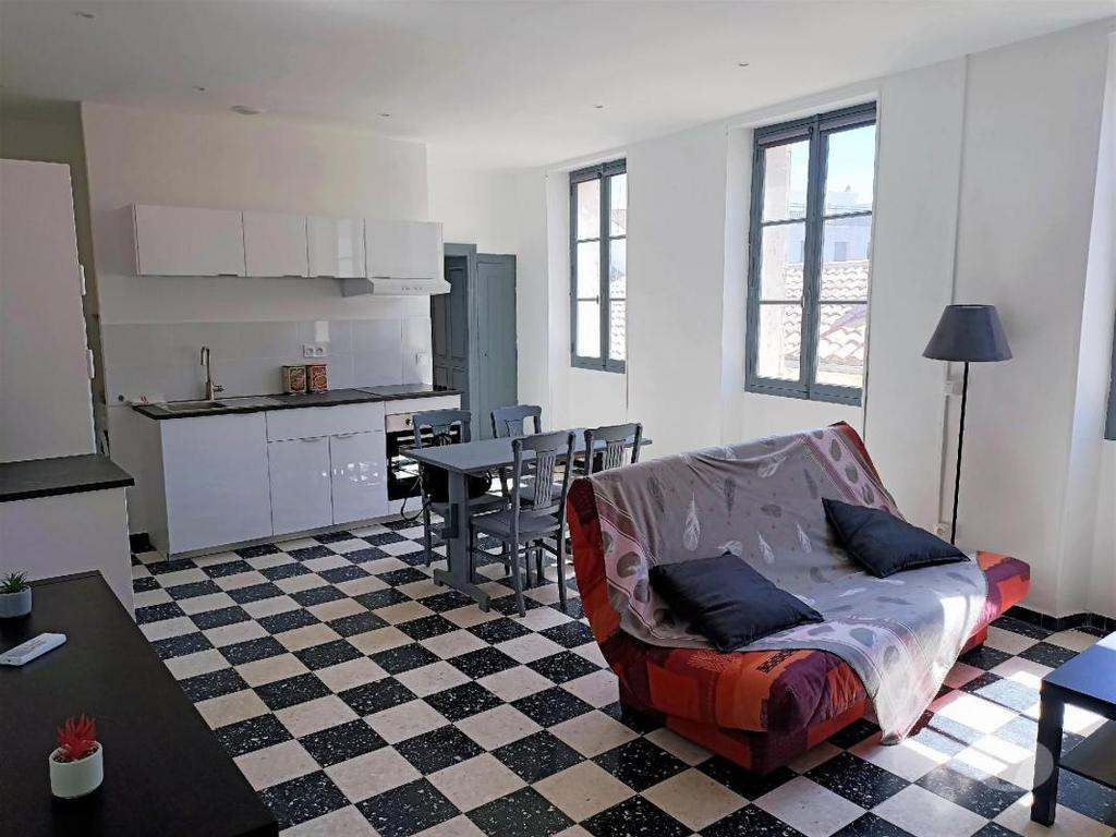 Appartement meublé Vaucluse Avignon - 84000 - Photos Vivastreet (1245_2787_vs) Appartement T2