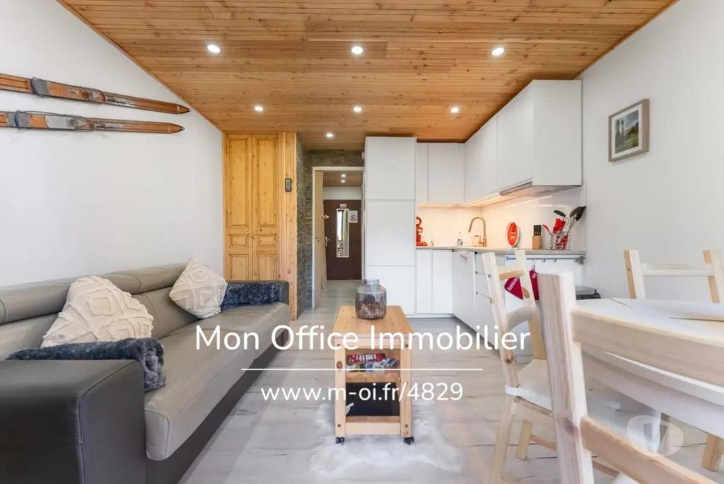 Appartements à vendre Hautes-Alpes Les Orres - 05200 - Photos Vivastreet (4829-EBO) Référence : 4829-EBO - Appartement 24 m2 rénové...