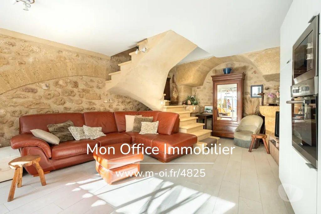 Vente Maison Bouches-du-Rhône Rognes - 13840 - Photos Vivastreet (4825-SKA) Référence : 4825-SKA - Maison 2 pièces avec cour