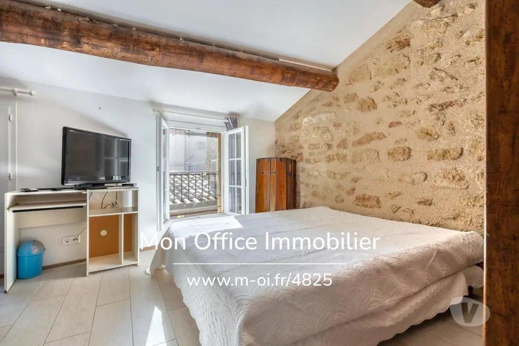 Vente Maison Bouches-du-Rhône Rognes - 13840 - Photos Vivastreet (4825-SKA) Référence : 4825-SKA - Maison 2 pièces avec cour