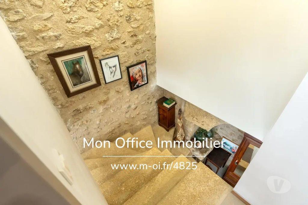 Vente Maison Bouches-du-Rhône Rognes - 13840 - Photos Vivastreet (4825-SKA) Référence : 4825-SKA - Maison 2 pièces avec cour
