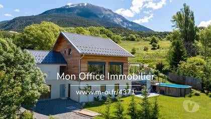 Vendre maison St Andre d'Embrun Hautes-Alpes - Photos Vivastreet (4371-BAU) Référence : 4371-BAU - Chalet T6 et Appartement...