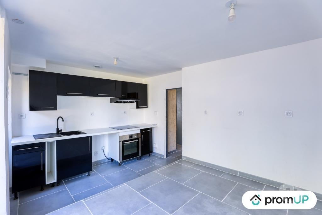 Vente Maison Nièvre St Leger des Vignes - 58300 - Photos Vivastreet (V6895) Maison individuelle de 133 m2 à SAINT-LÉGER-DES-VIGNES