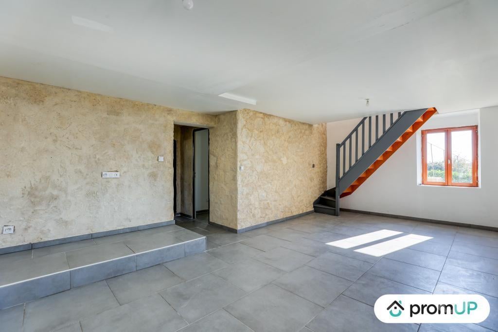 Vente Maison Nièvre St Leger des Vignes - 58300 - Photos Vivastreet (V6895) Maison individuelle de 133 m2 à SAINT-LÉGER-DES-VIGNES