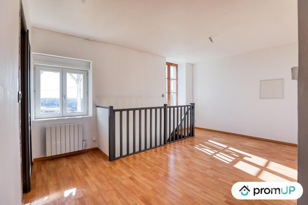 Vente Maison Nièvre St Leger des Vignes - 58300 - Photos Vivastreet (V6895) Maison individuelle de 133 m2 à SAINT-LÉGER-DES-VIGNES