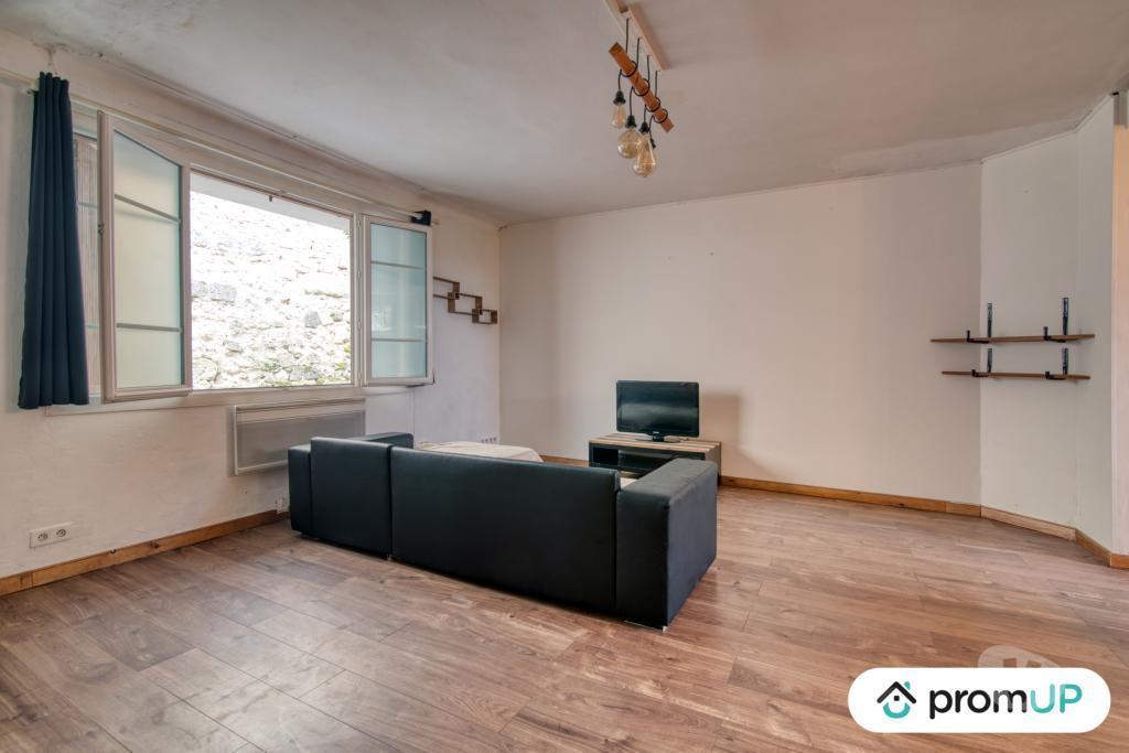 Vente Maison Gers Lectoure - 32700 - Photos Vivastreet (V6888) Maison mitoyenne de 90 m2 à LECTOURE