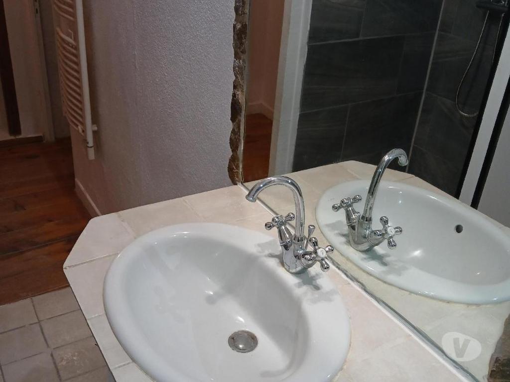 Location appartement Gard Pont St Esprit - 30130 - Photos Vivastreet (1331_2784_vs) Appartement T2