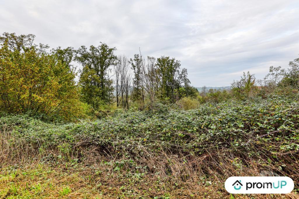 Terrain à vendre Corrèze Mansac - 19520 - Photos Vivastreet (V6903) Terrain constructible de 17 000 m2 à MANSAC