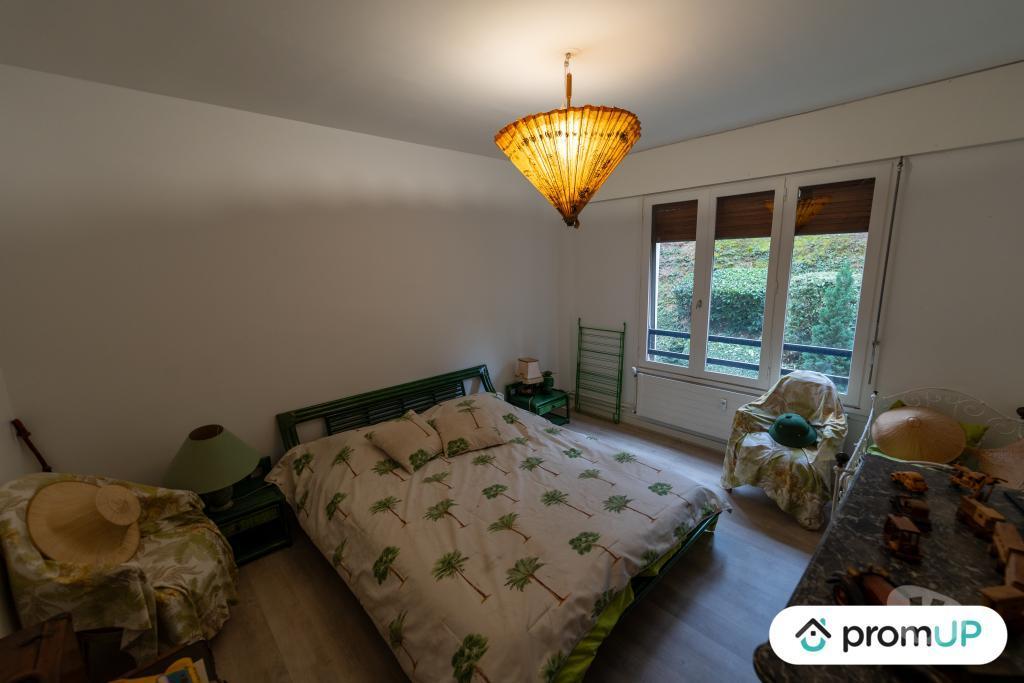 Appartements à vendre Puy-de-Dôme Royat - 63130 - Photos Vivastreet (V6921) Appartement de 146 m2 à ROYAT