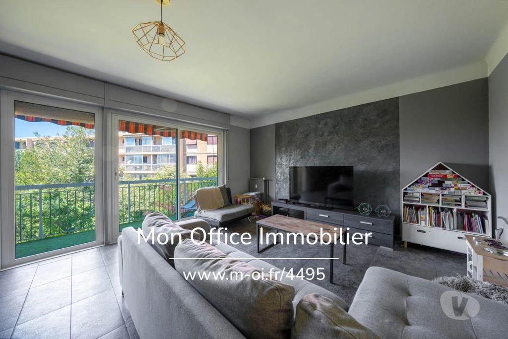 Appartements à vendre Bouches-du-Rhône Aix en Provence - Photos Vivastreet (4495-NFI.) Référence : 4495-NFI. - Appartement T5 + balcon +...